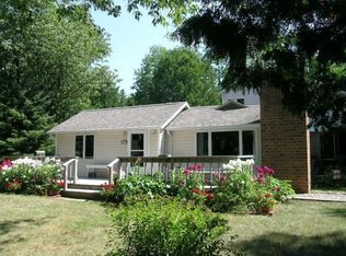 10352 N Coral Hill Rd, Ephraim, WI 54211