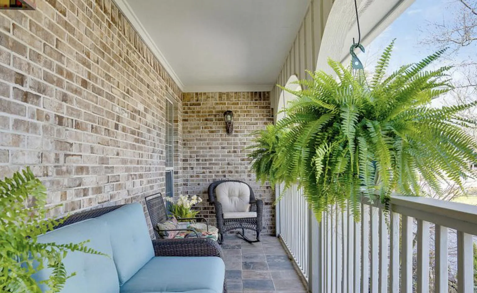 219 Rainbow Dr — Photo 3