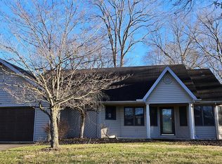 1546 Ridgeway Rd, Aberdeen, OH 45101