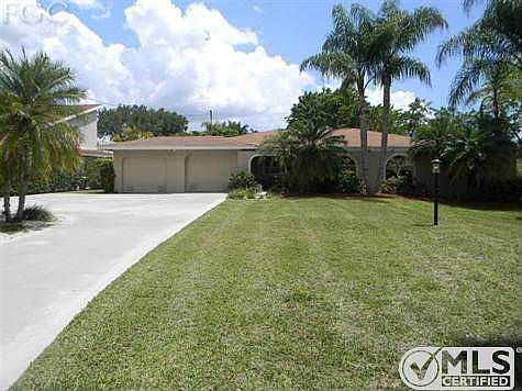 2nd image of 64 Aqua Ln