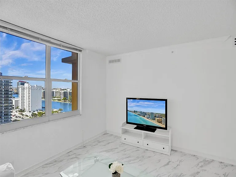 2501 S Ocean Dr #1633 — Photo 7