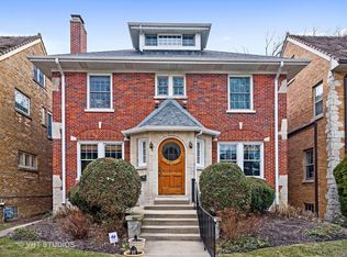 103 Garrison Ave, Wilmette, IL 60091