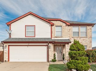 2012 Burnet Dr, Grand Prairie, TX 75052