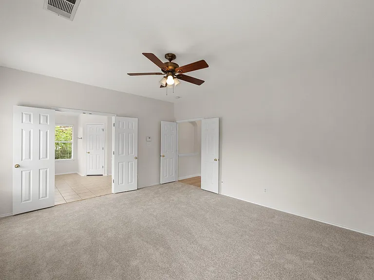 17249 Sandwick Dr — Photo 19