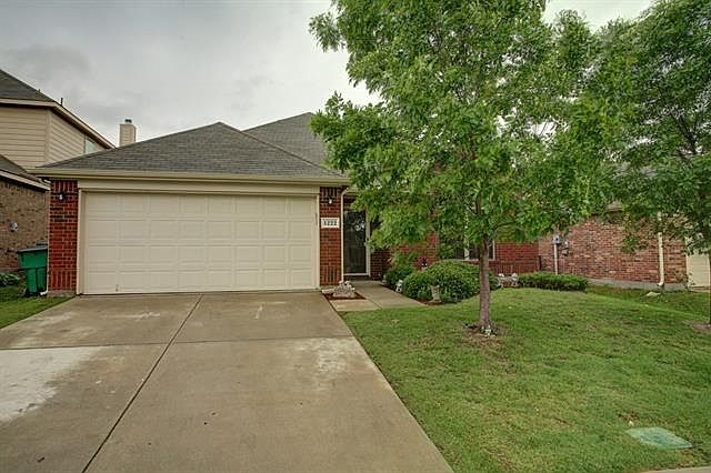 1st image of 1222 Angelina Dr