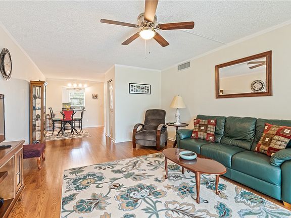 4th image of 275 Date Palm Rd APT 403