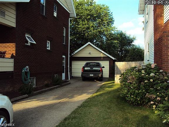 2nd image of 71 N Richview Ave