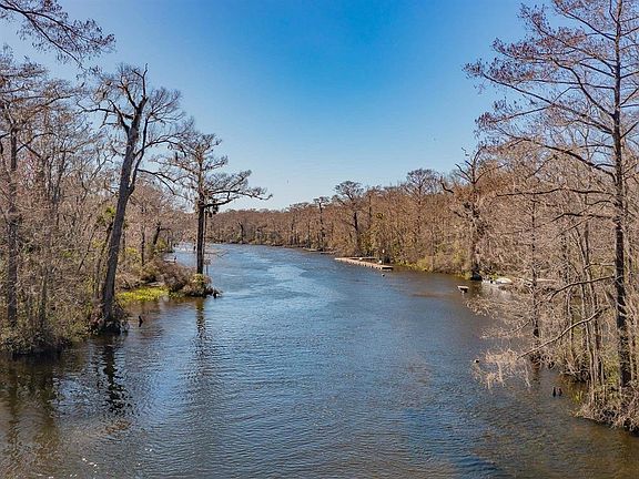 5th image of 33 River Plantation Rd