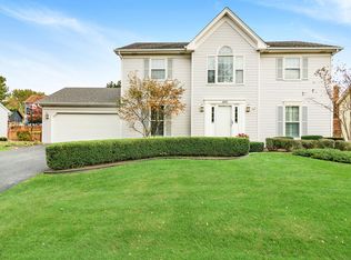 2250 Allegany Dr, Naperville, IL 60565