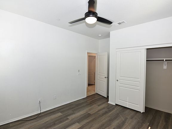 3rd image of 26022 Chloe Pl