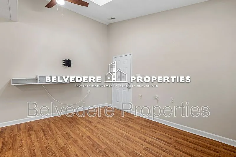 1 bed, 1.0 bath, 616 sqft, $1,300 — Photo 4