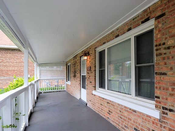 2nd image of 3124 W 91st St