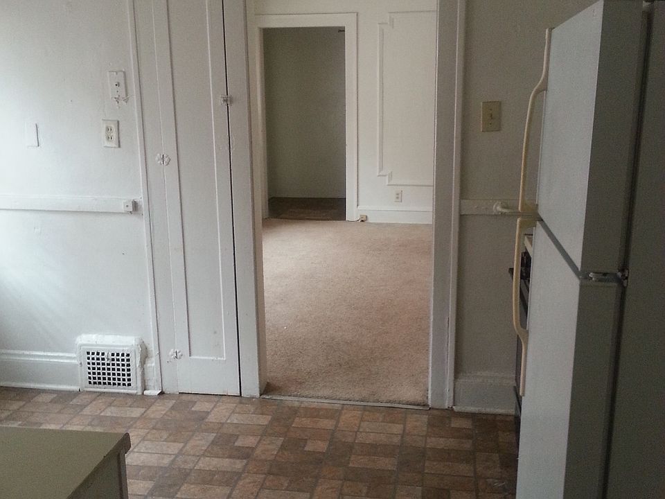 1st image of 3320 E 139th St APT 1