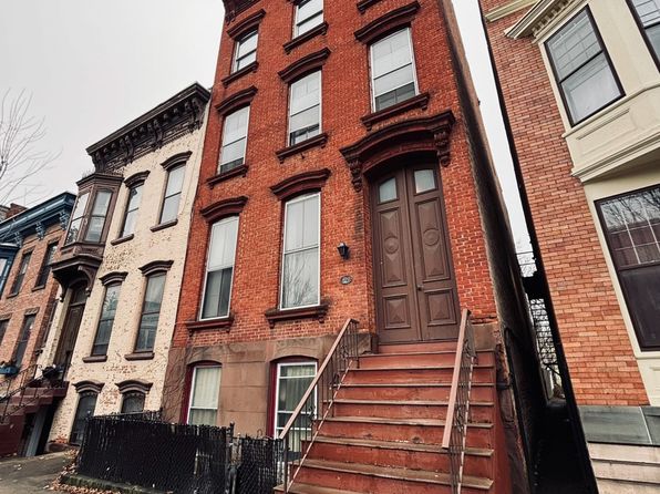360 Madison Ave APT 1