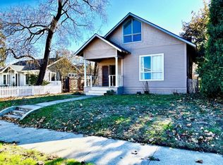 715 W 2nd St, Medford, OR