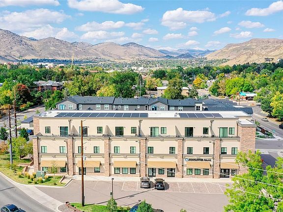 3rd image of 615 24th St APT 307