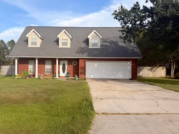 2 Alysha Ln, Petal, MS 39465