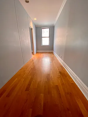 Rented by Avenues Real Estate | media 16