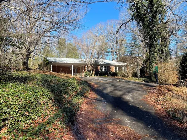 65 Freeman Creek Rd, Zirconia, NC 28790