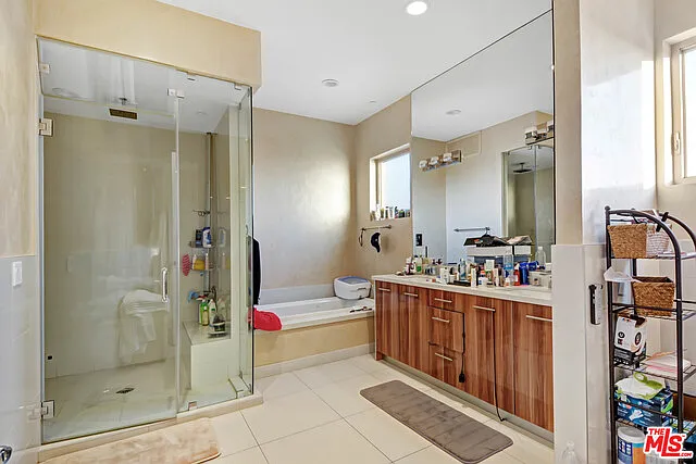 819 S Holt Ave #PENTHOUSE — Photo 8