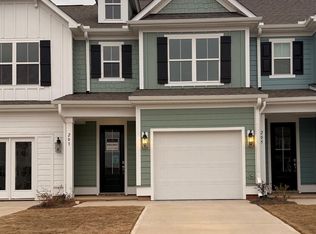 203 Lewes Ave, Simpsonville, SC 29681