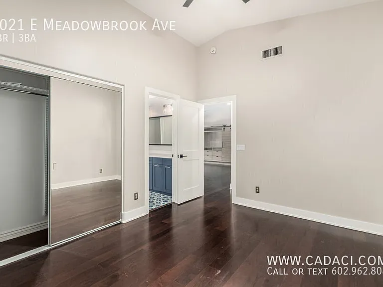 3021 E Meadowbrook Ave — Photo 16