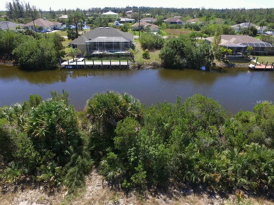1st image of 15536 Lakeland Cir