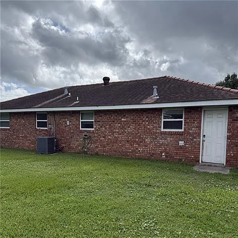 2816 Veronica Dr — Photo 12