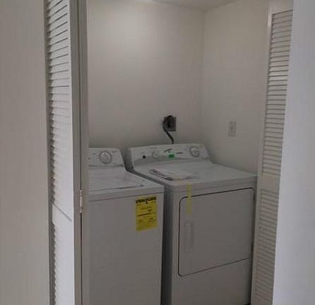 5th image of 9187 Fontainebleau Blvd #412