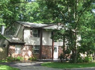 170 Crystal Brook Hollow Rd, Port Jefferson Station, NY 11776