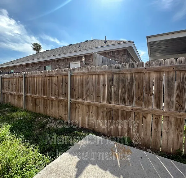 2506 E Garfield Ave #1 — Photo 14