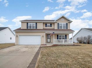 7286 Blake Dr, Bay City, MI 48706