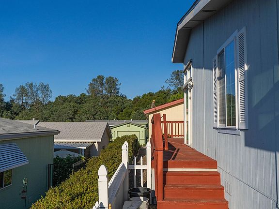 3rd image of 20 Rollingwood Dr Spc 201