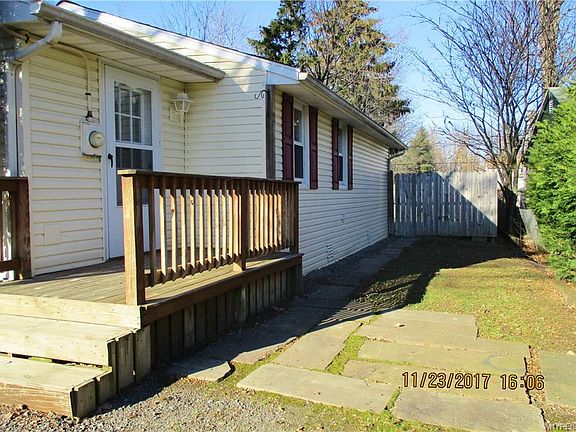 4th image of 420 E Pleasant Ave