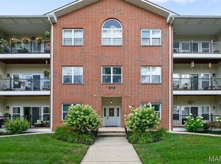 6240 Sunshine Dr APT 2A, Saint Louis, MO 63109