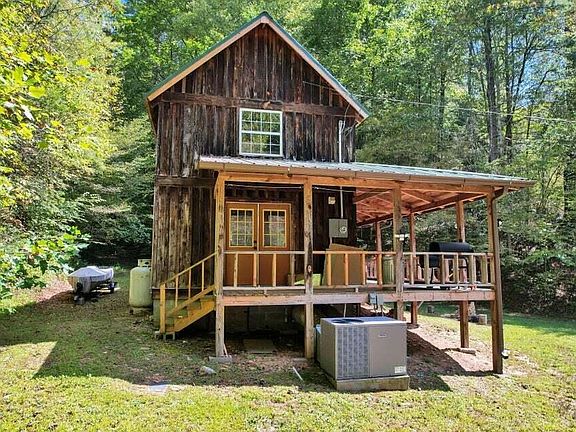 2nd image of 230 Big Towee Rd