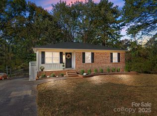 1022 Lakeview St, Kannapolis, NC 28083