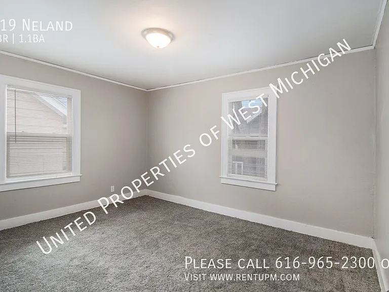 819 Neland Ave SE — Photo 5