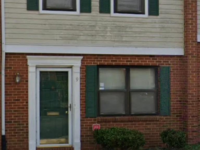 9 Jarratt Ct — Photo 1