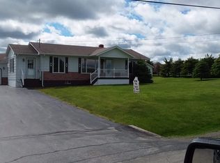 27 Flat Mountain Rd, Saint Agatha, ME 04772