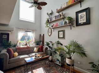 192 Winnicutt Rd APT 1, Stratham, NH 03885