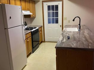 1633 S P St #1, Elwood, IN 46036