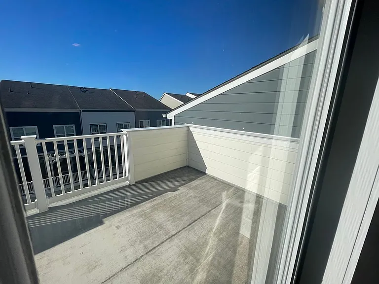 8845 Urbana Church Rd — Photo 18