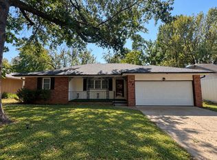728 E Cambridge St, Springfield, MO 65807