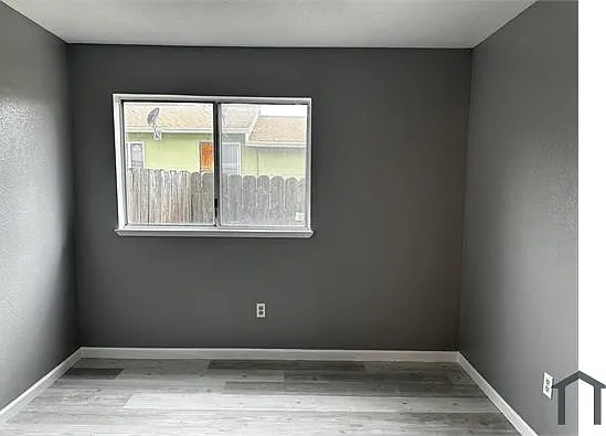 137 Wilbur Ave #9 — Photo 1