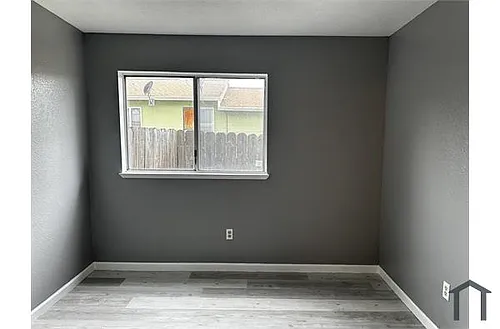 137 Wilbur Ave #9 Photo 1