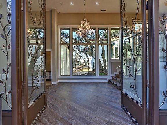 5th image of 7065 Wooded Lake Dr