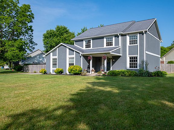 3rd image of 602 White Pine Dr