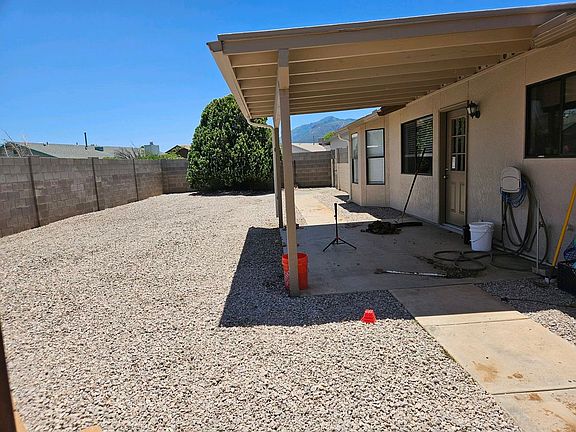 5th image of 2872 Canyon View Dr