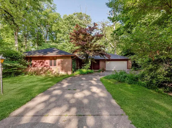 405 N Aspen Ln, Muncie, IN 47304